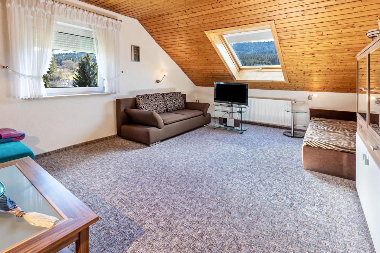 Ferienwohnung Haus Elfi Hausen am Tann Exterior foto